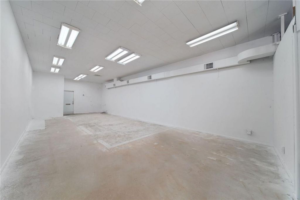 1900 E Oakland Park Boulevard, Fort Lauderdale, FL 33306 Photo