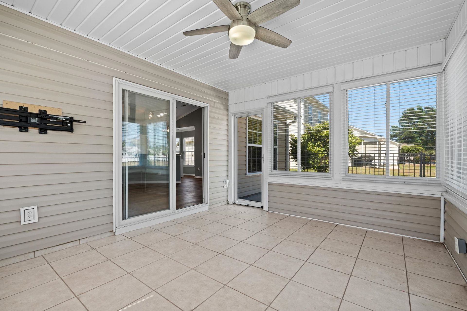840 Sultana Dr.  Photo 33