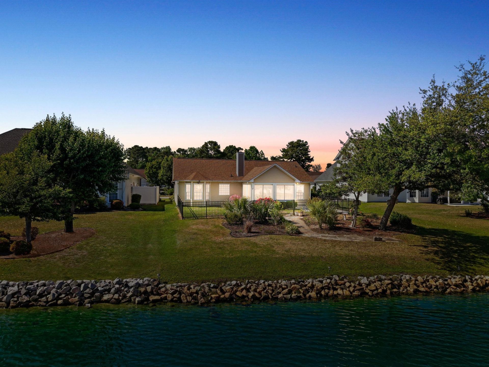 840 Sultana Dr.  Photo 40