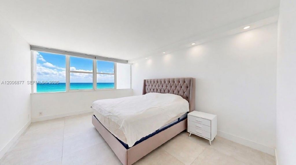 3140 S Ocean Dr, Unit 1205, Hallandale Beach, FL 33009 Photo