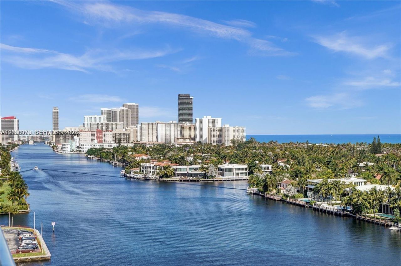 20201 E Country Club Dr , Unit 1006, Aventura, FL 33180 Photo