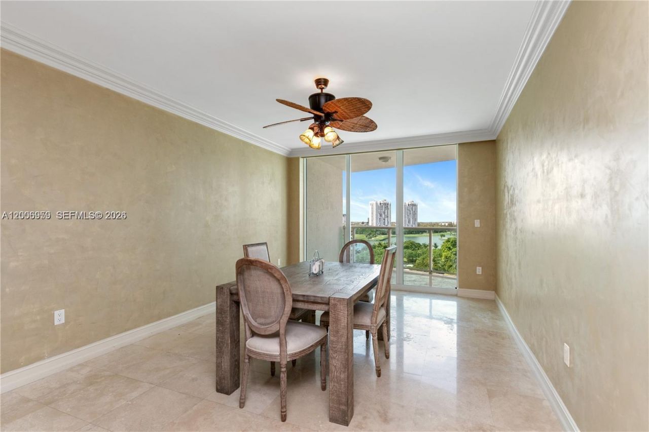 20201 E Country Club Dr , Unit 1006, Aventura, FL 33180 Photo
