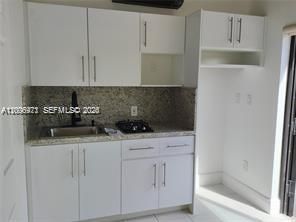 Please Call For Address, Miami, FL 33193 Photo