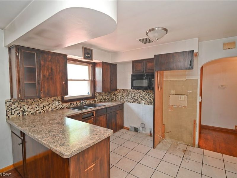 11 Brookline Avenue , Youngstown, OH 44505 Photo 10