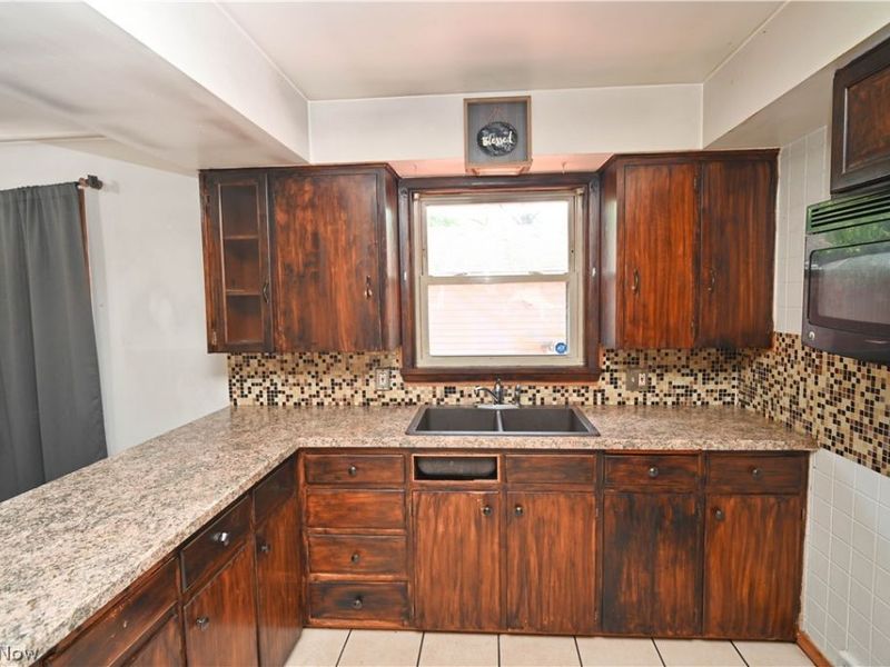 11 Brookline Avenue , Youngstown, OH 44505 Photo 11