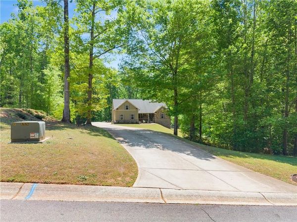 675 Oconee Lane, Commerce, GA 30529