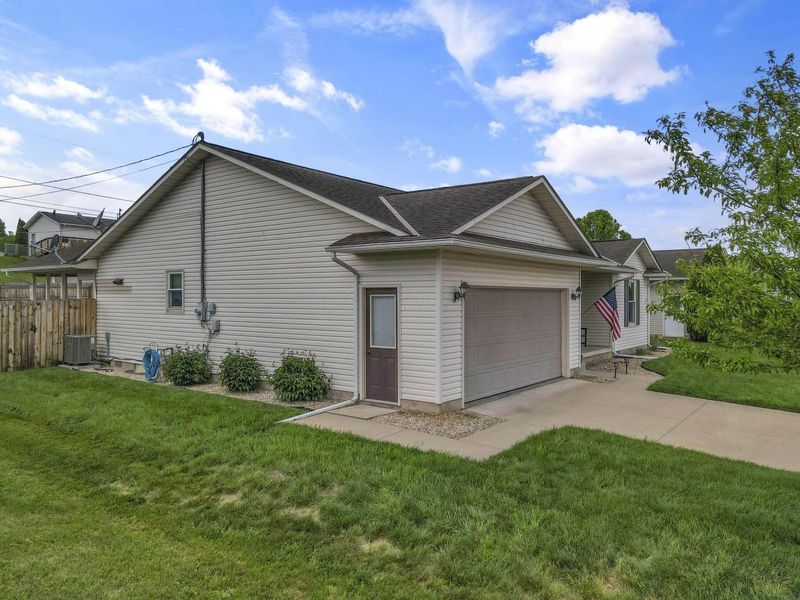 1037 Gertrude Avenue, Logan, OH 43138 Photo 4