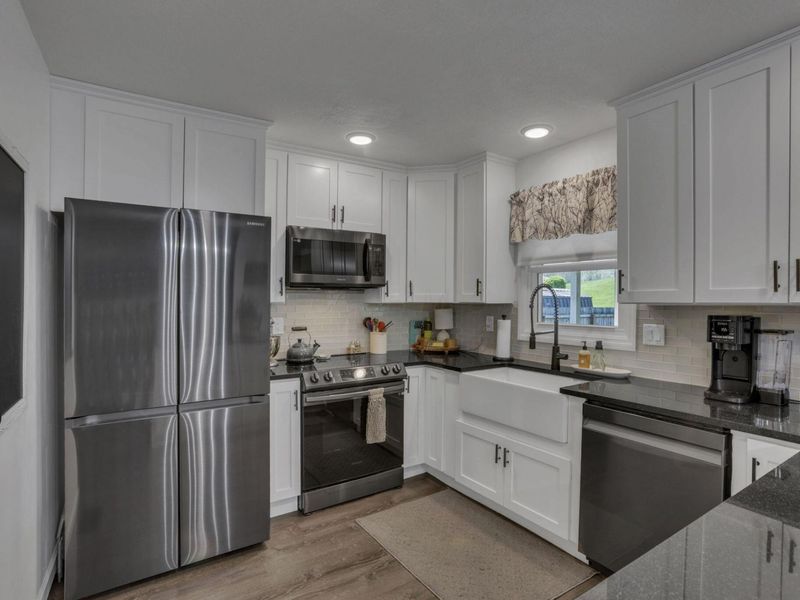 1037 Gertrude Avenue, Logan, OH 43138 Photo 41