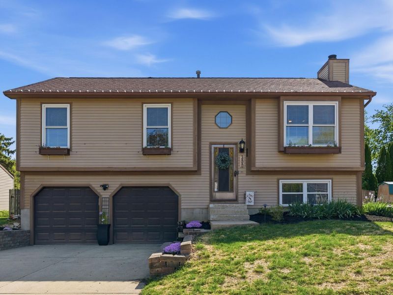 300 Pathfinder Drive, Reynoldsburg, OH 43068 Photo 1