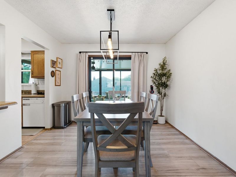 300 Pathfinder Drive, Reynoldsburg, OH 43068 Photo 12