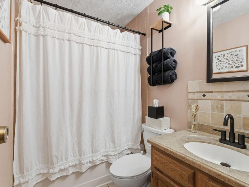 300 Pathfinder Drive, Reynoldsburg, OH 43068 Photo 18