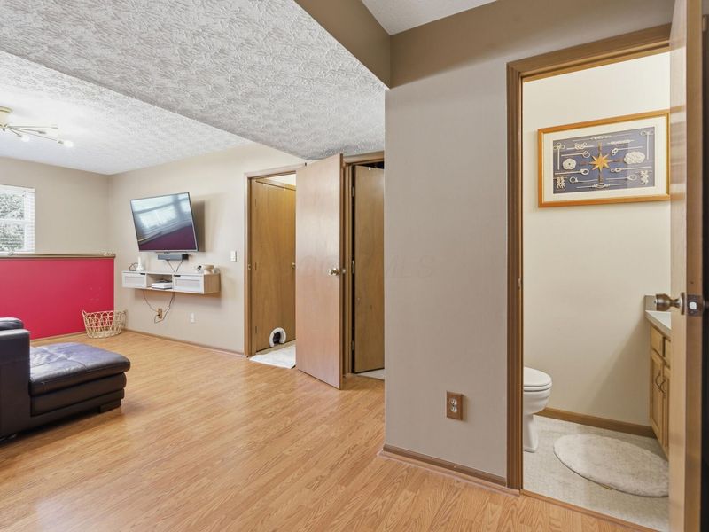 300 Pathfinder Drive, Reynoldsburg, OH 43068 Photo 21