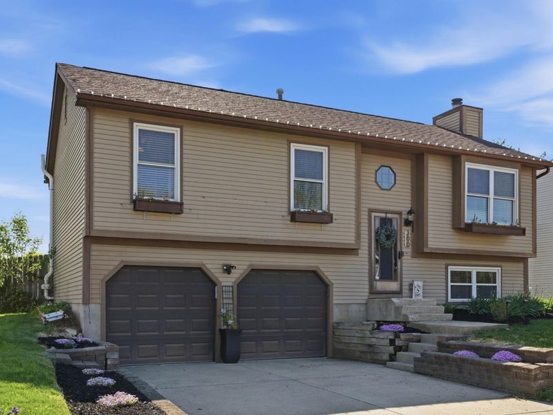 300 Pathfinder Drive, Reynoldsburg, OH 43068 Photo 4