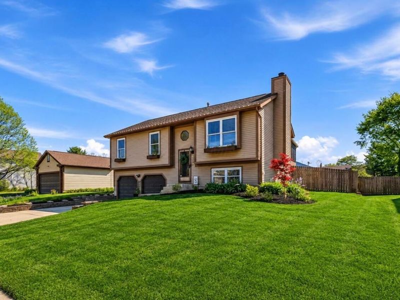 300 Pathfinder Drive, Reynoldsburg, OH 43068 Photo 5