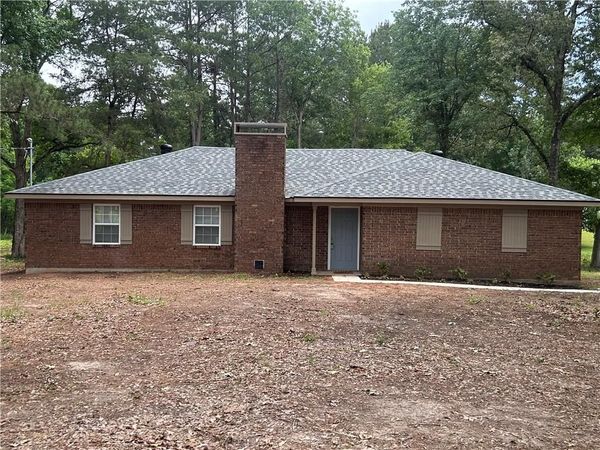 154 LAKEWAY ROAD Road, Coushatta, LA 71019