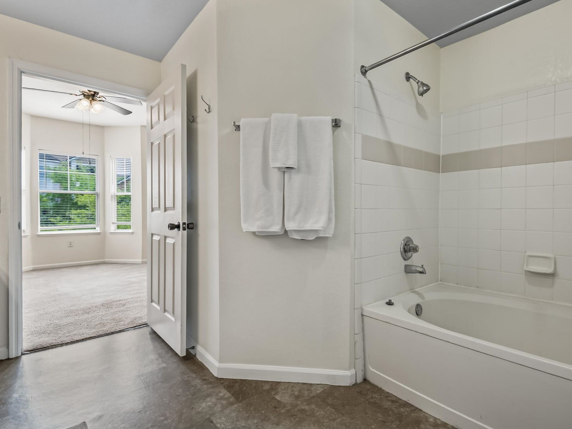 2801 Chancellorsville Drive, Unit 1333, Tallahassee, FL 32312 Photo