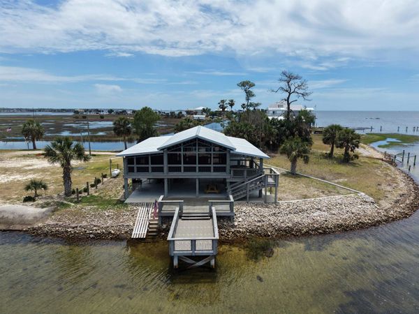 21879 N Gulfview Drive , Perry, FL 32348