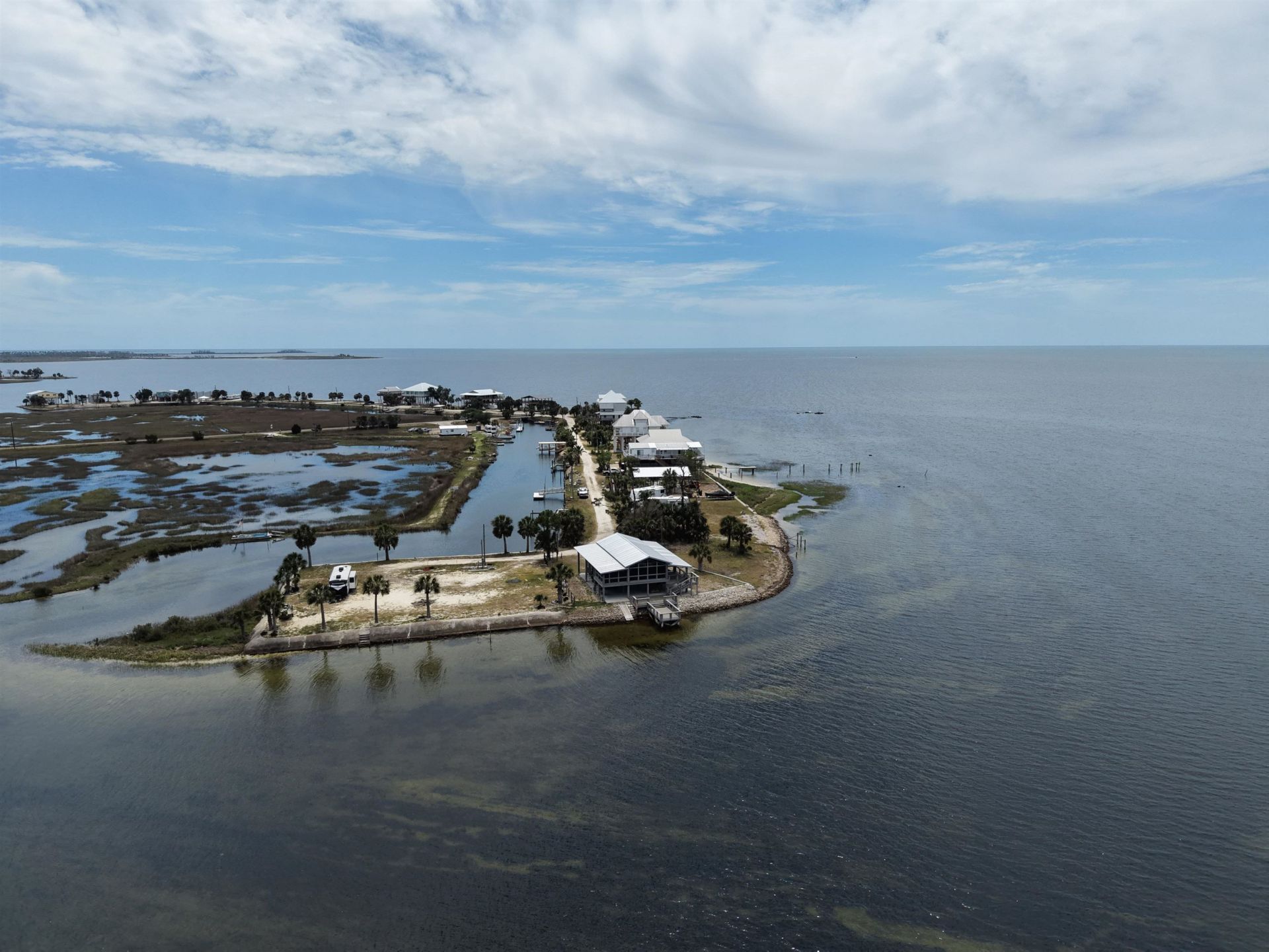 21879 N Gulfview Drive , Perry, FL 32348 Photo