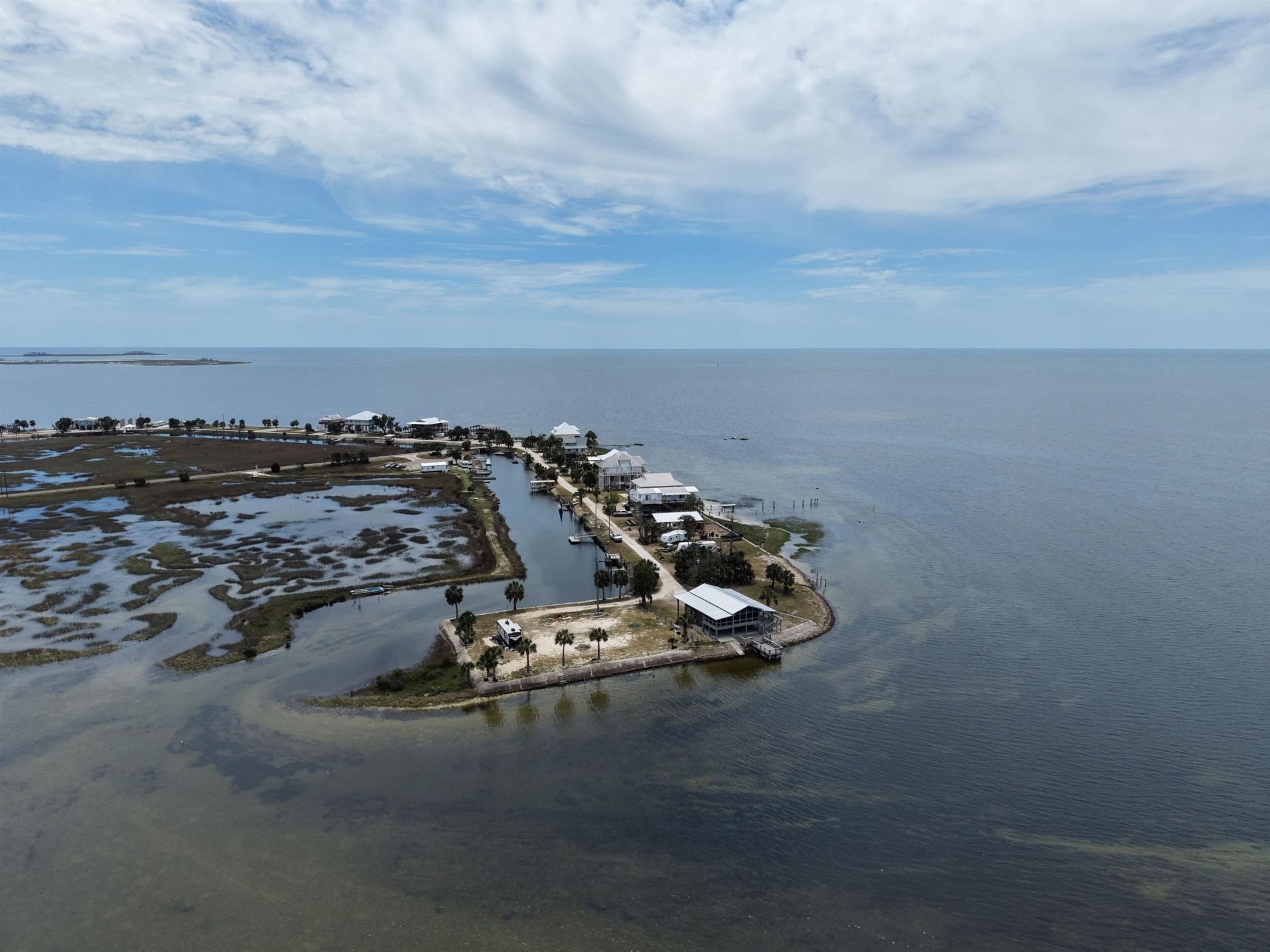 21879 N Gulfview Drive , Perry, FL 32348 Photo