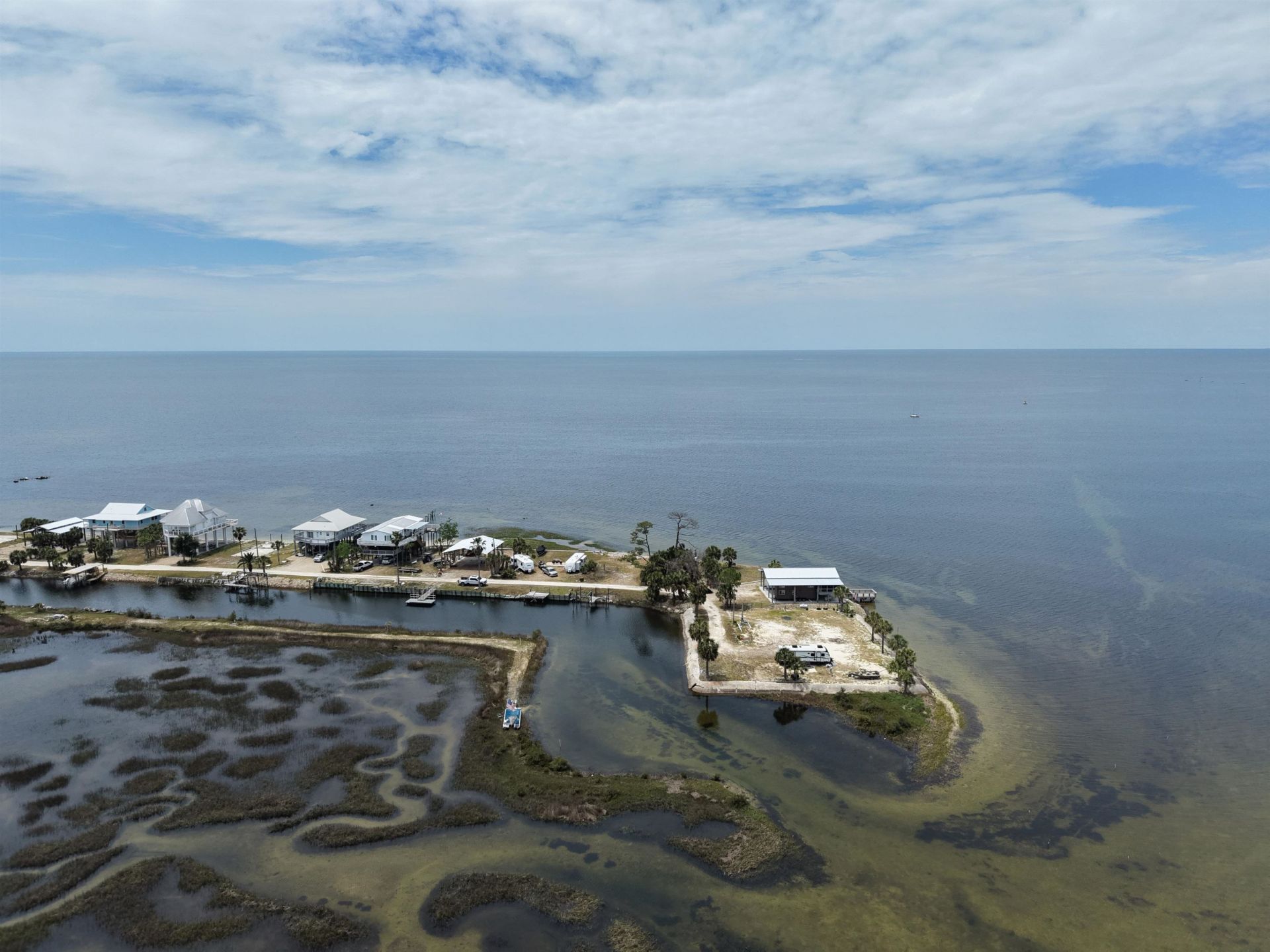 21879 N Gulfview Drive , Perry, FL 32348 Photo