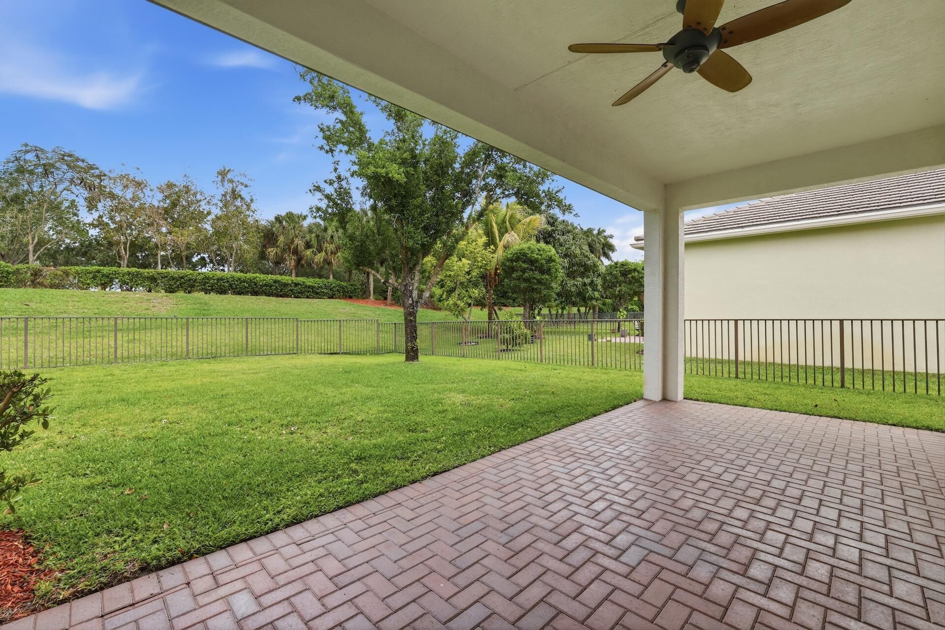 2106 Belcara Court, West Palm Beach, FL 33411 Photo
