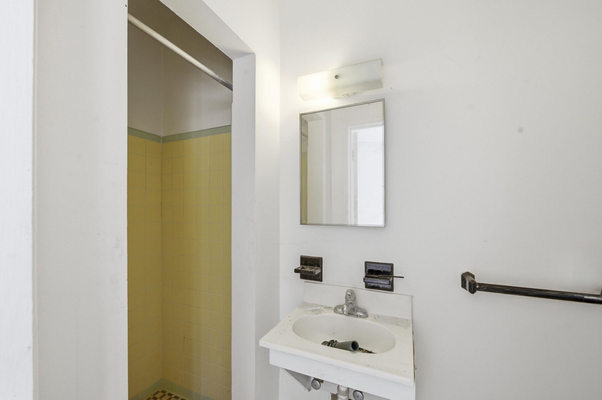 303 Cornell Drive, Lake Worth Beach, FL 33460 Photo