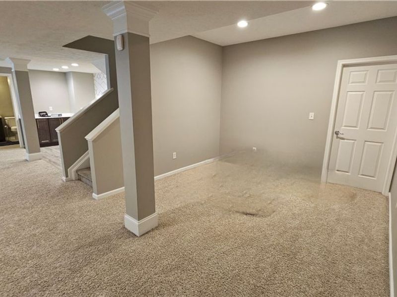 9337 Ellis Way, Strongsville, OH 44136 Photo 32