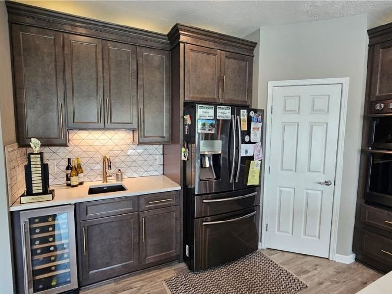 9337 Ellis Way, Strongsville, OH 44136 Photo 5