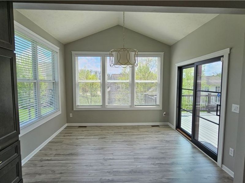 9337 Ellis Way, Strongsville, OH 44136 Photo 6