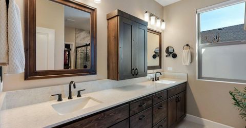 560 Riverbed Circle, Reno, NV 89521 Photo