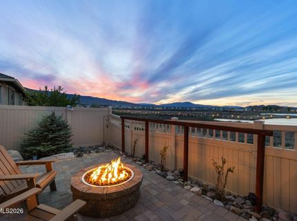 560 Riverbed Circle, Reno, NV 89521 Photo
