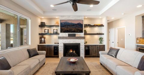 560 Riverbed Circle, Reno, NV 89521 Photo