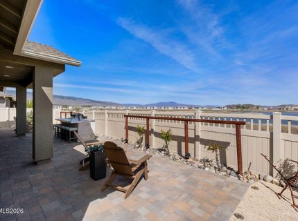 560 Riverbed Circle, Reno, NV 89521 Photo