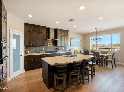 560 Riverbed Circle, Reno, NV 89521 Photo