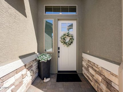 560 Riverbed Circle, Reno, NV 89521 Photo