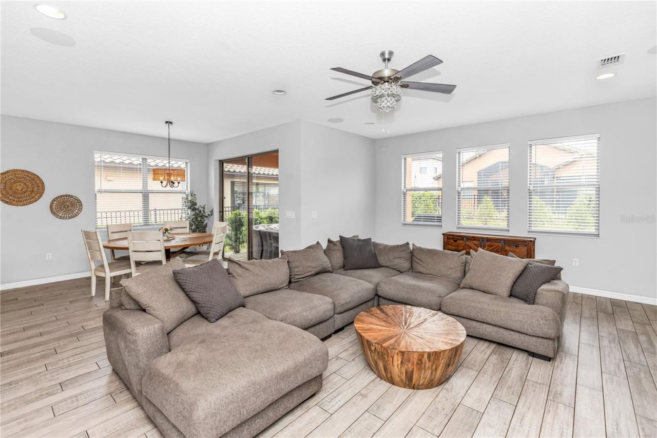 239 Lugano Way , Debary, FL 32713 Photo