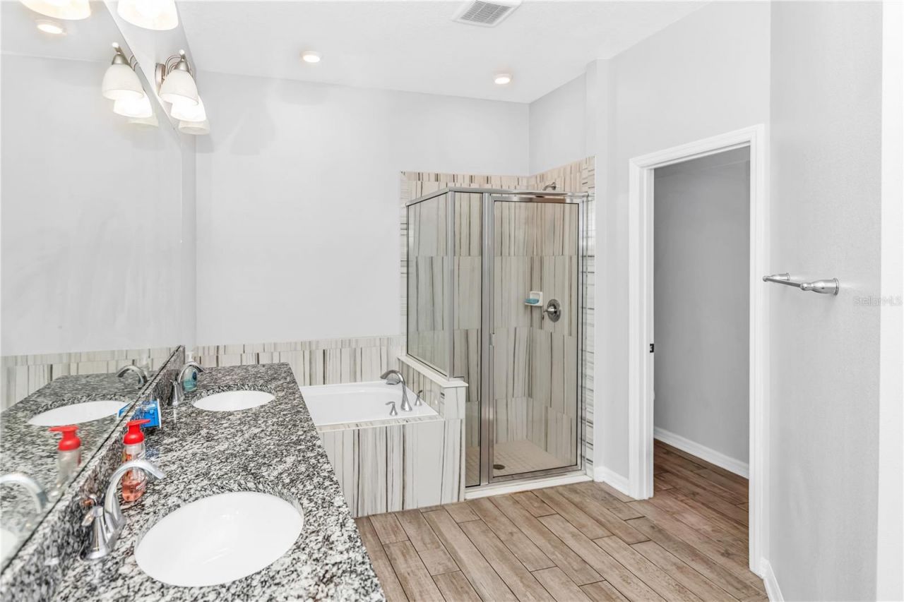 239 Lugano Way , Debary, FL 32713 Photo