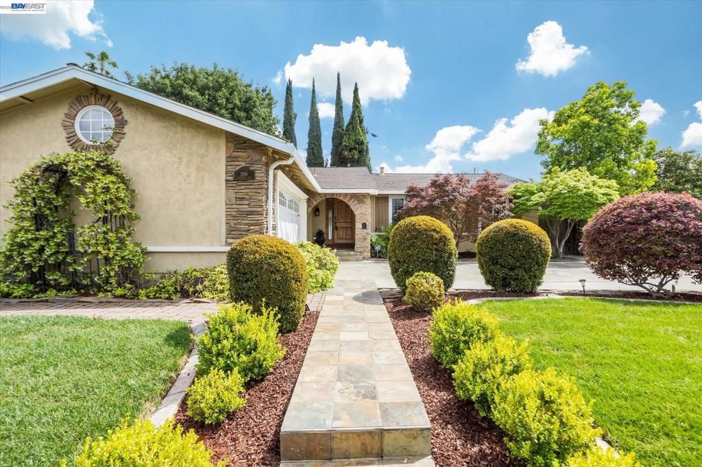 2616 Peartree Lane, San Jose, CA 95121 Main Photo