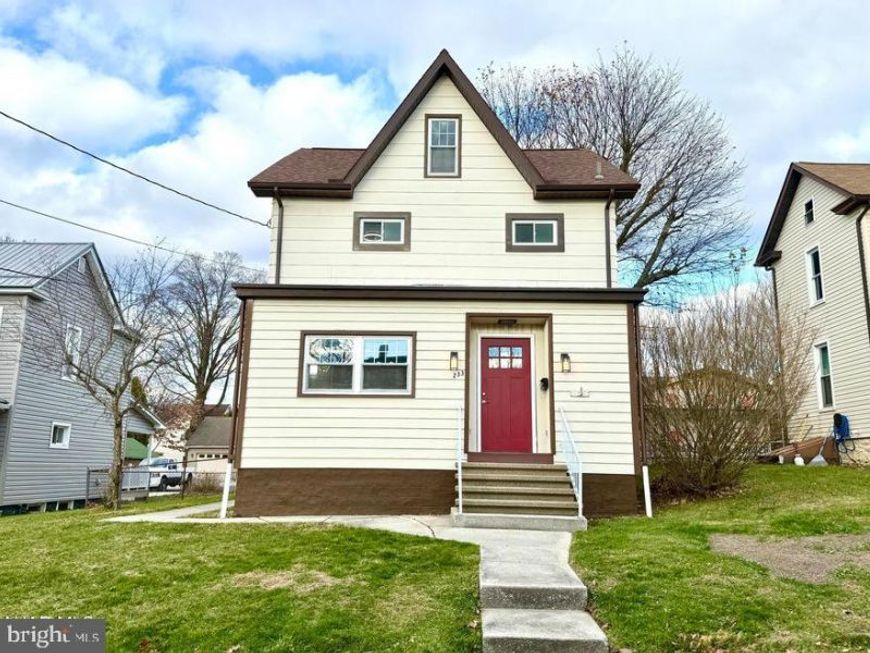 233 Columbus Avenue, Cresson, PA 16630 Main Photo
