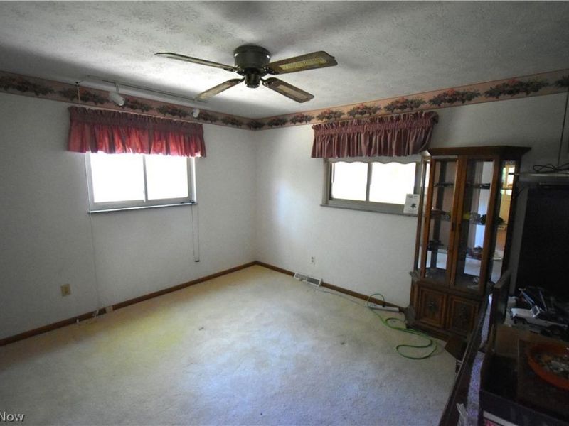 24354 S Oxford Oval, North Olmsted, OH 44070 Photo 10