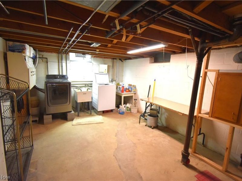 24354 S Oxford Oval, North Olmsted, OH 44070 Photo 30