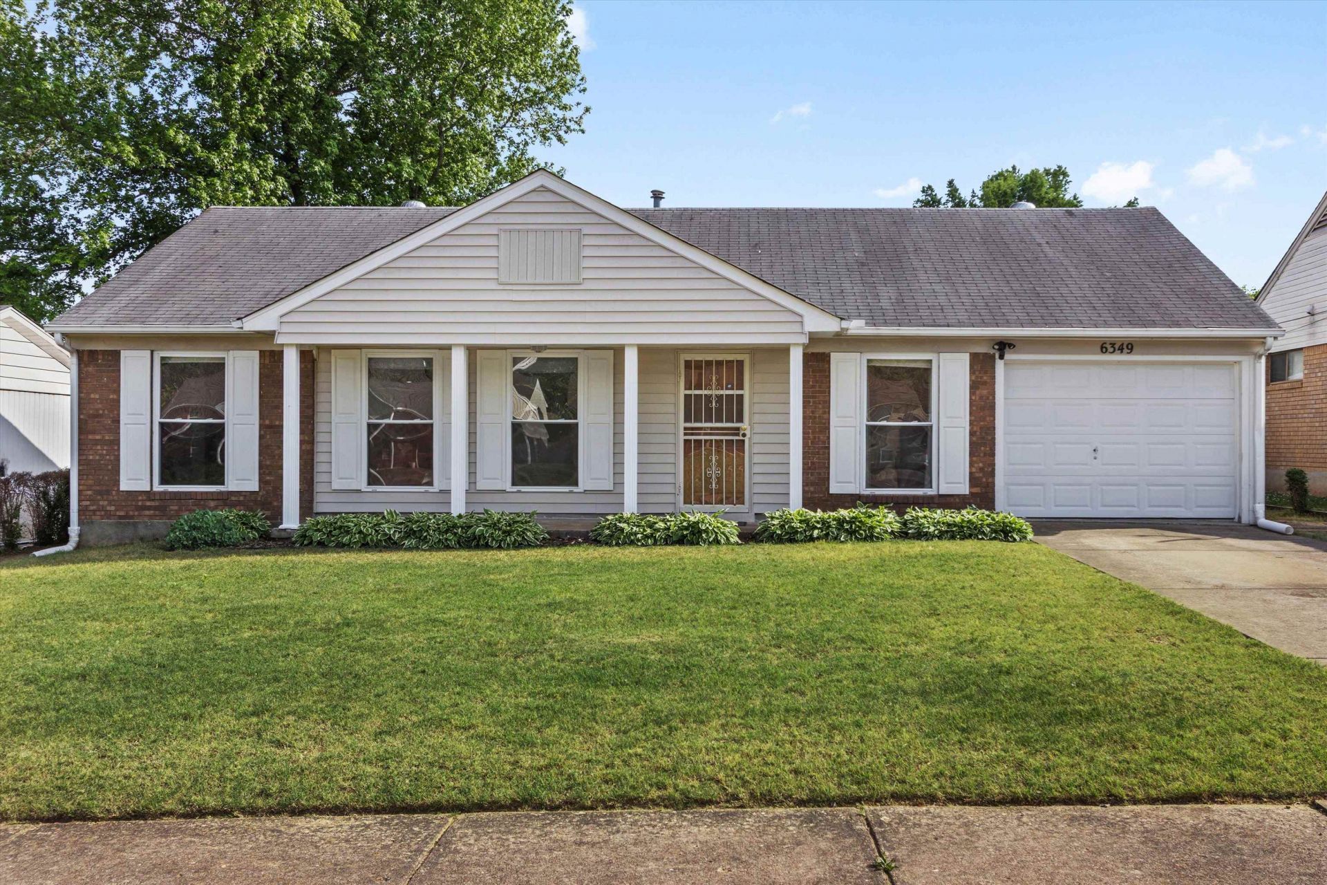 6349 Martinwest Dr, Millington, TN 38053 Main Photo