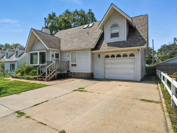 7130 Grand Avenue , Hammond, IN 46323