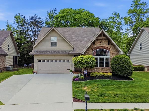 8309 Shoregate Ln , Knoxville, TN 37938