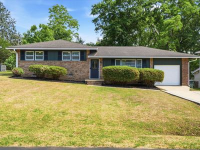 1239 Fort Drive, Hanahan, SC 29410