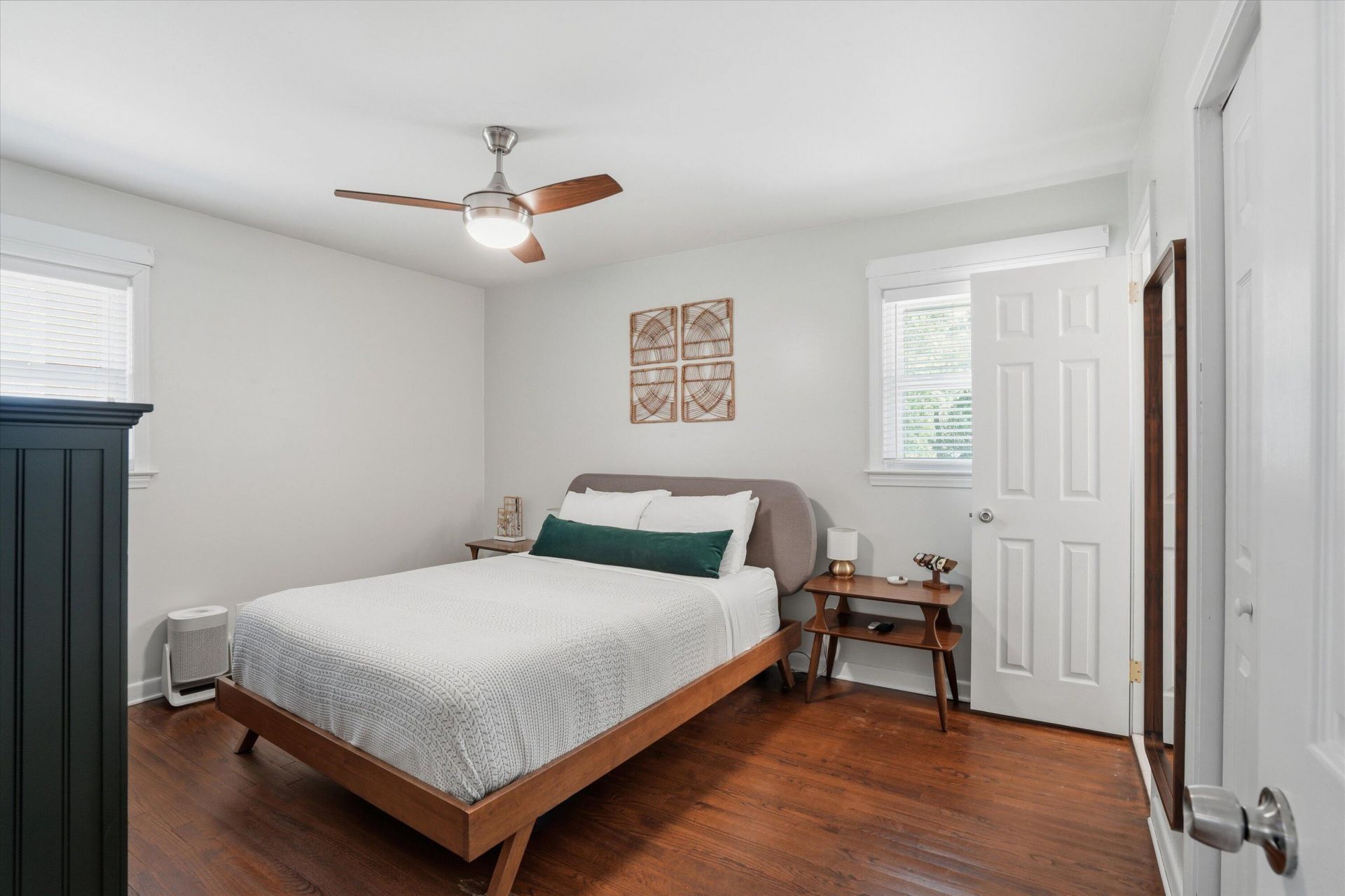 1239 Fort Drive Photo 12