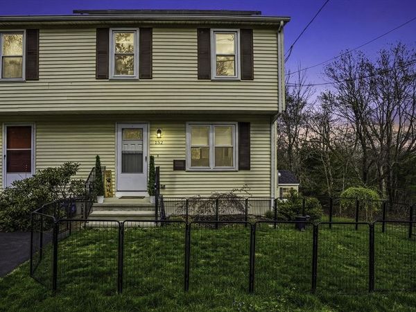 152 S Main Street, Unit 152, Uxbridge, MA 01569