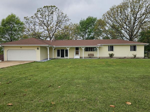 10986 Lone Pine Road , Mountain Grove, MO 65711