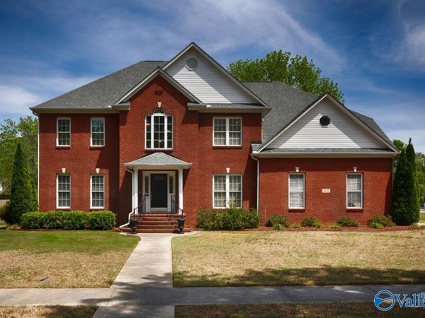 2621 Trellis Post Court, Owens Cross Roads, AL 35763