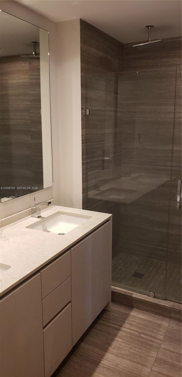 1010 Brickell Ave, Unit 3205, Miami, FL 33131 Photo